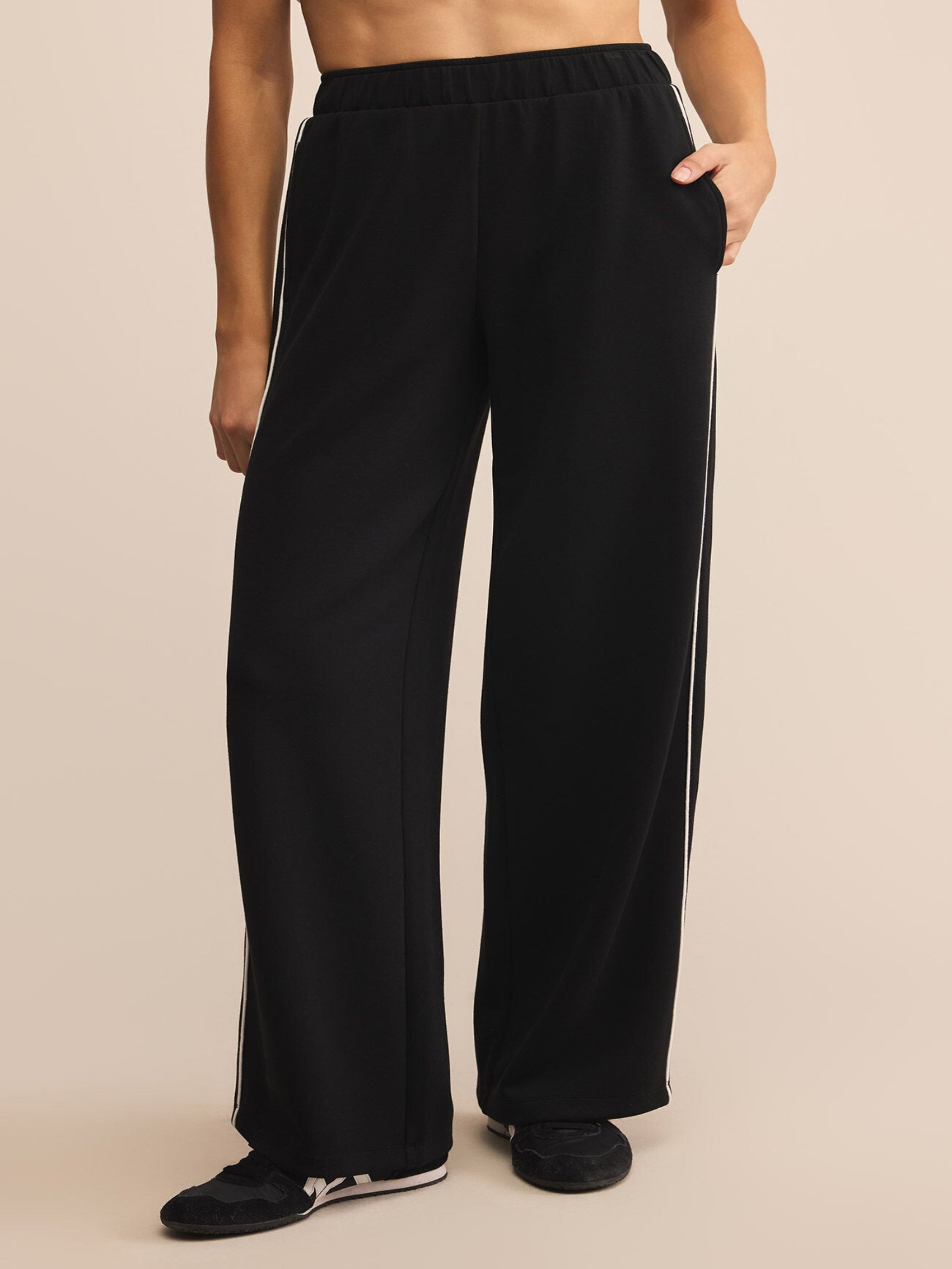 美品 COMFORTABLE REASON Track Pants COMFORTABLE REASON「TRACK PANTS」 | gouter le cab