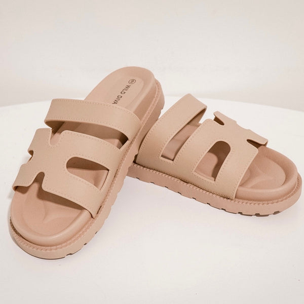 The Everyday Slip On Sandals - Tan