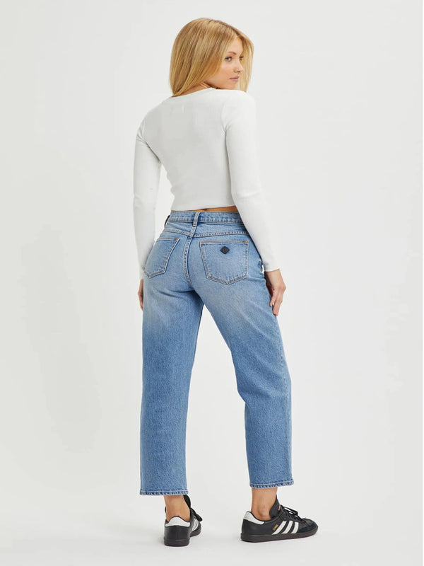 Abrand 95 Mid Straight Jeans - Felicia